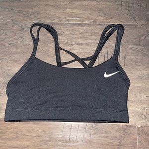 Nike Favorites Women's Light-Support Sports Bra XS